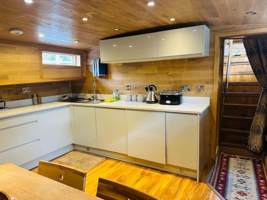 Unique Houseboat Experience I Central City Break York Exterior foto