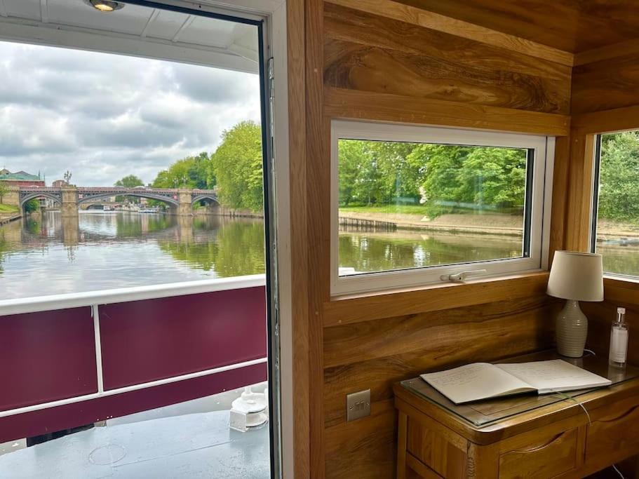 Unique Houseboat Experience I Central City Break York Exterior foto